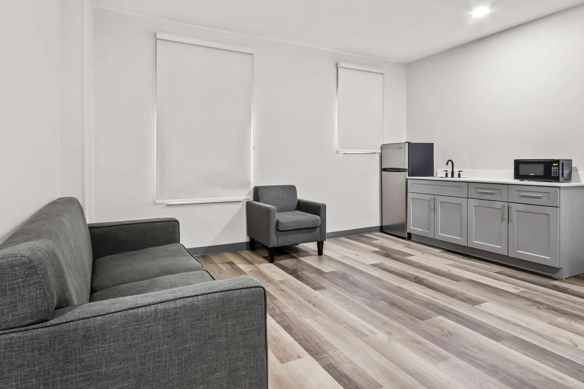 Quality Inn & Suites Columbia Harbison Eksteriør bilde
